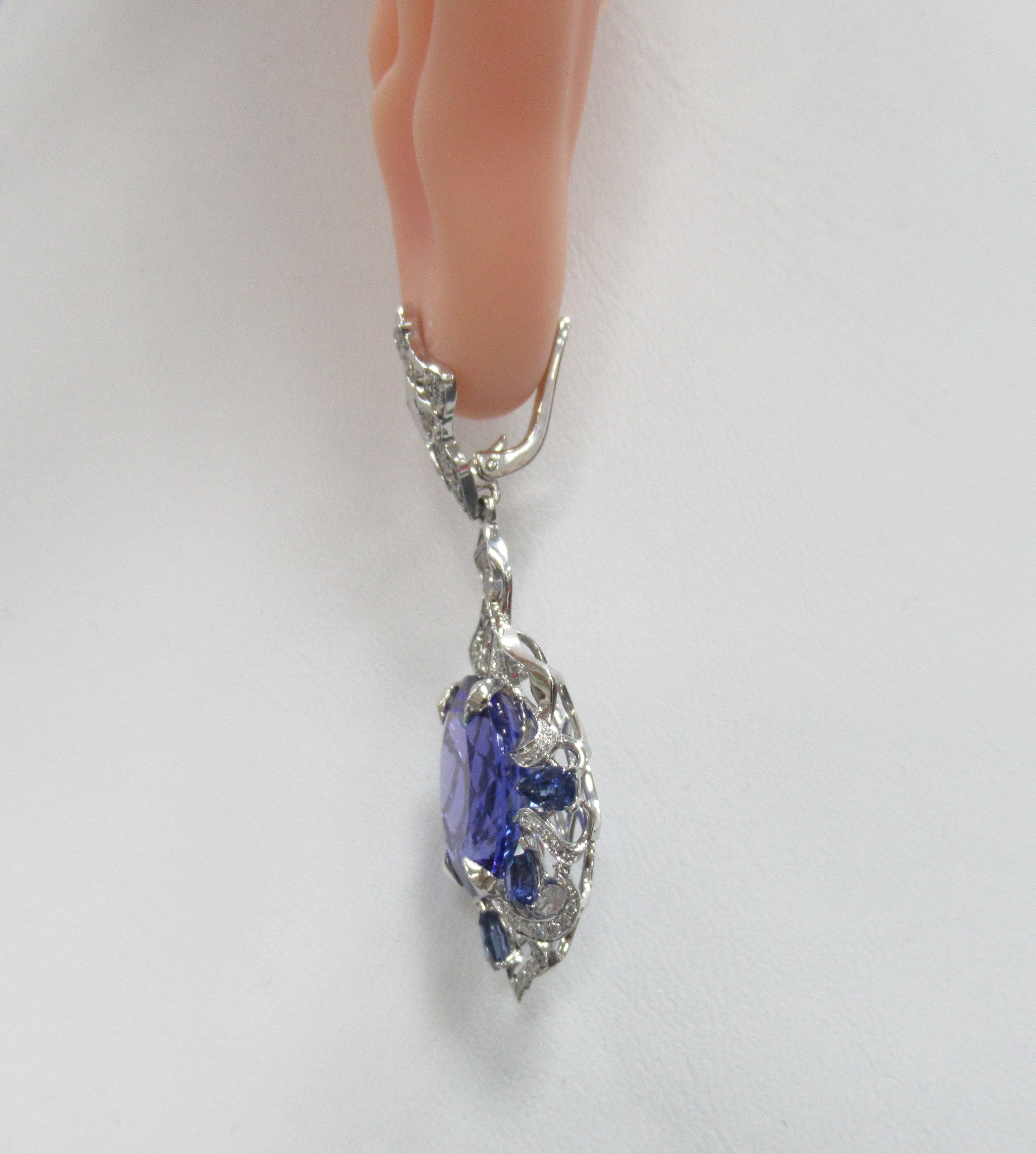 10512-000600 Серьги (Au 750)